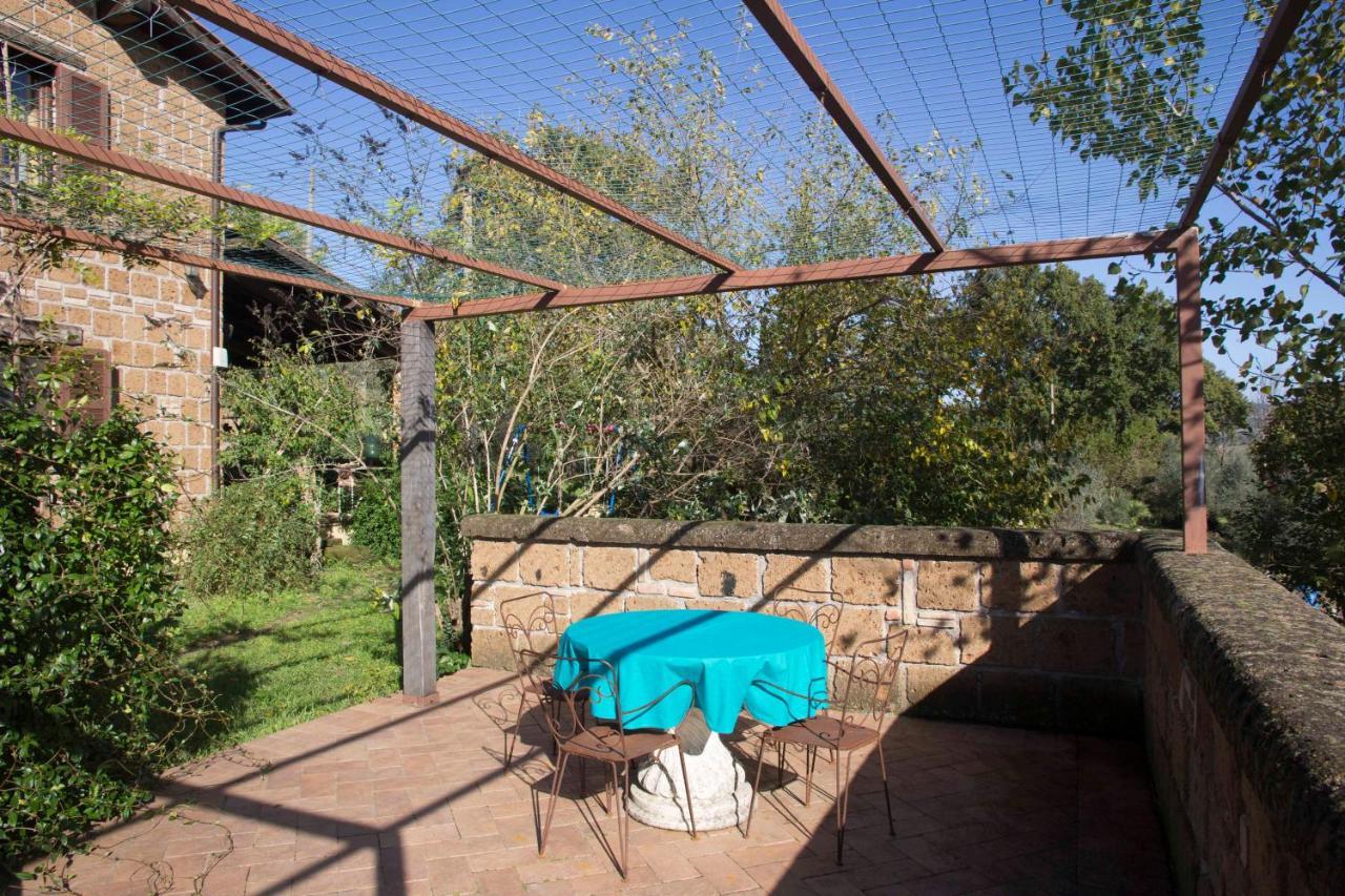 Casale San Pietro Bed & Breakfast Otricoli Eksteriør bilde